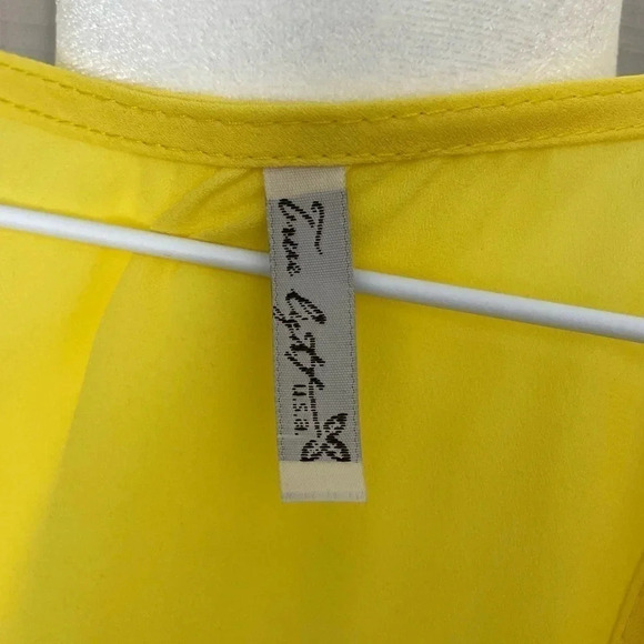 COPY - Women's Yellow Tank Top Blouse - Sz. M - Picture 4 of 4